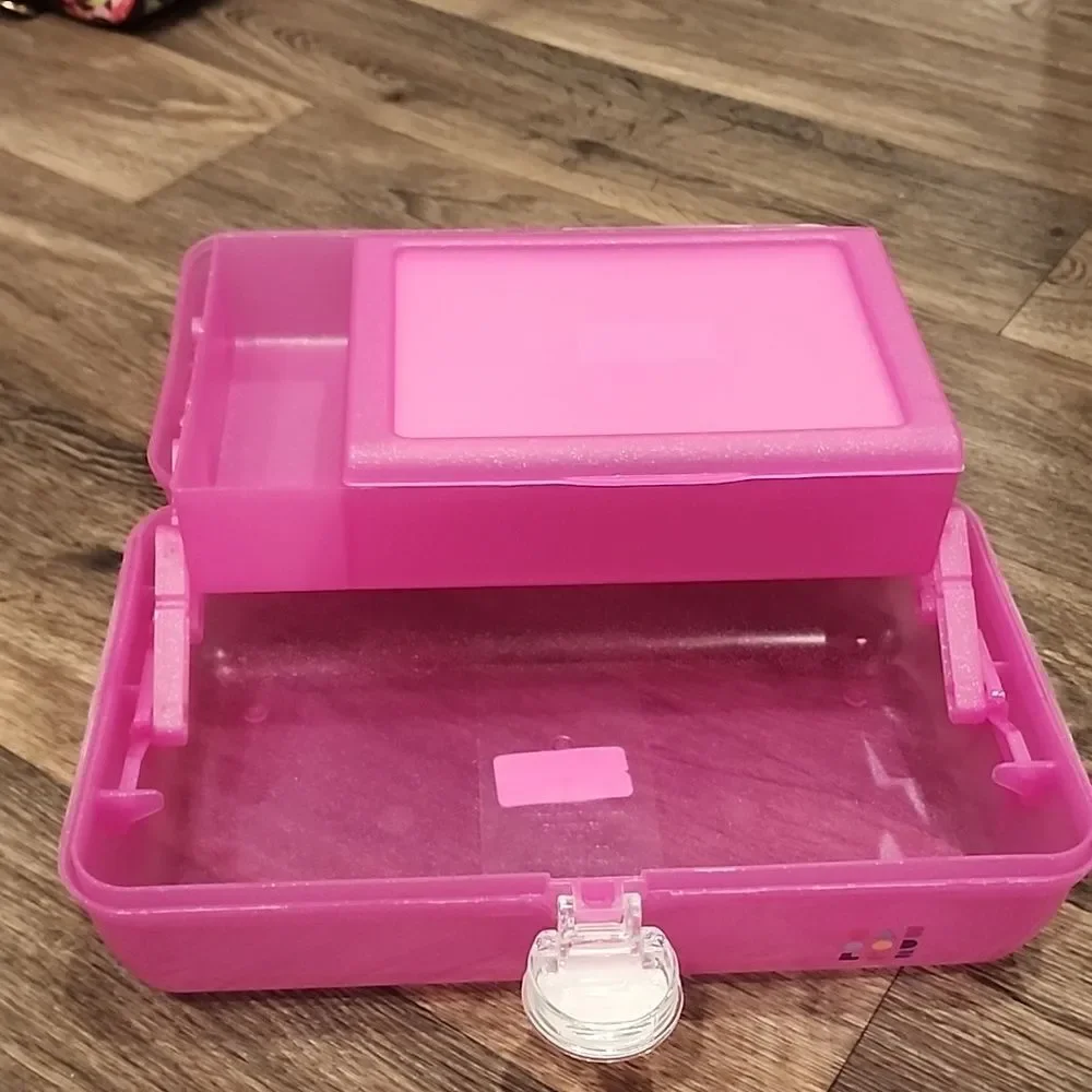Caboodles Vintage On The Go Classic Cosmetic Case-‎ Pink Sparkle